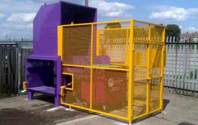 2 Yard Static Compactors with Lifter