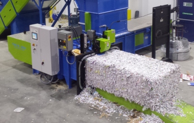 Fully automatic baler